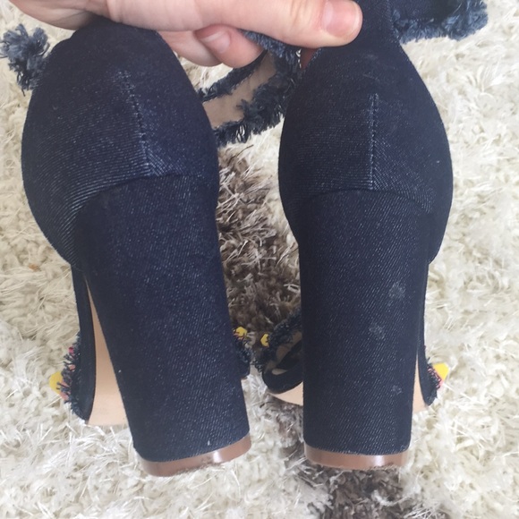 Catherine Malandrino Jean Fringe Block Heel In 7 - Picture 5 of 8